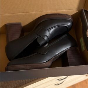 Women’s Black Loafers